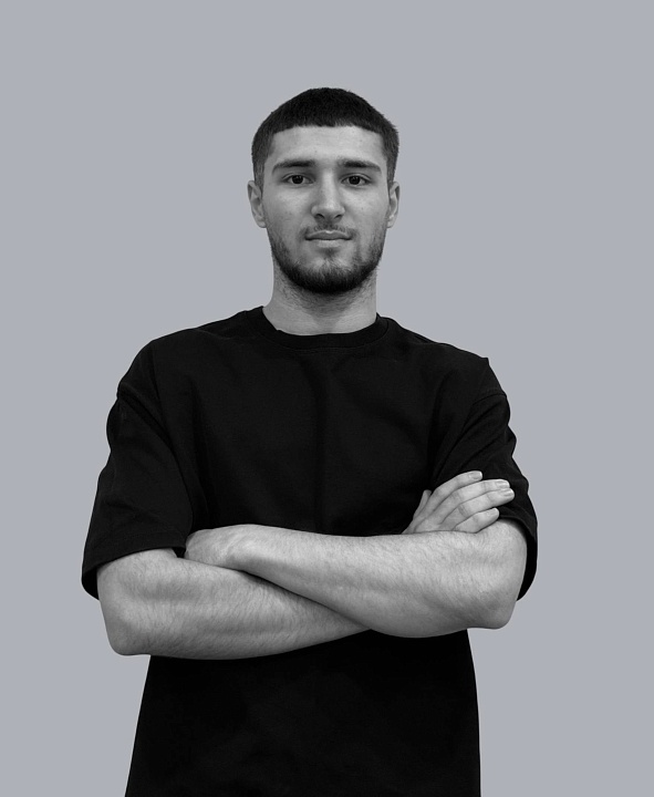 Сотрудник Амир